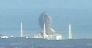 kärnreaktorn i fukushima sprängs i programmet "tjernobyl, fukushima" i ur play