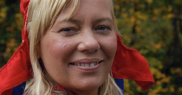 Samisk kvinna i dokumentären Vändpunkten i SVT Play