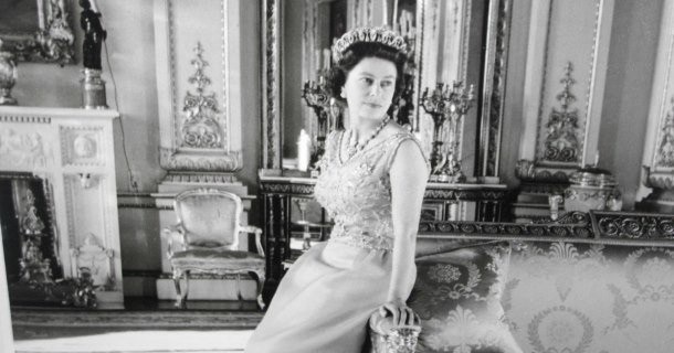 Drottning Elizabeth II i dokumentären "Eliabeth II - en modern monark"