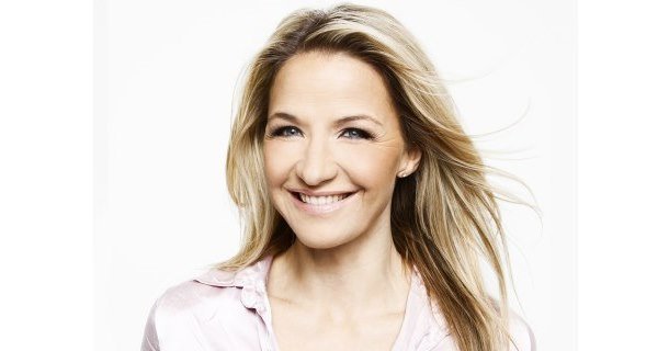 Kristin Kaspersen i Prinsessbröllop LIVE i TV4 Play