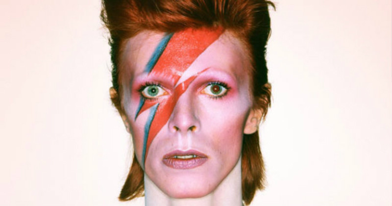 Ziggy Stardust i "David Bowie - Fem viktiga år" i SVT Play