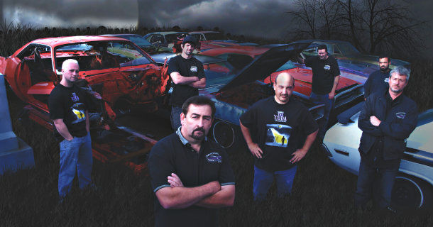 Medverkande bilrestaurerarei i serien "Graveyard Carz" i TV10 Play
