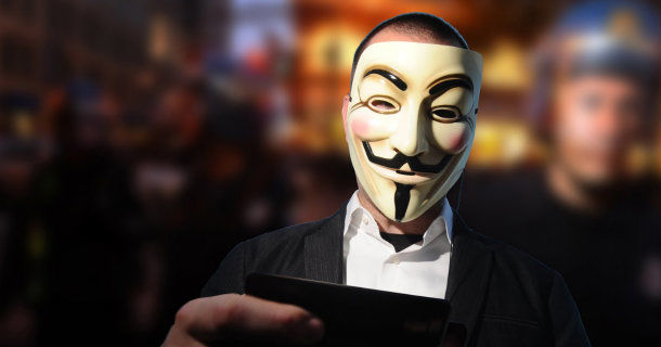 Anonym hackare i dokumentären "We are Legion: The Story of the Hacktivists" i UR Play