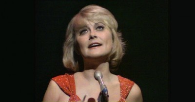 Monica Zetterlund - Underbart är kort