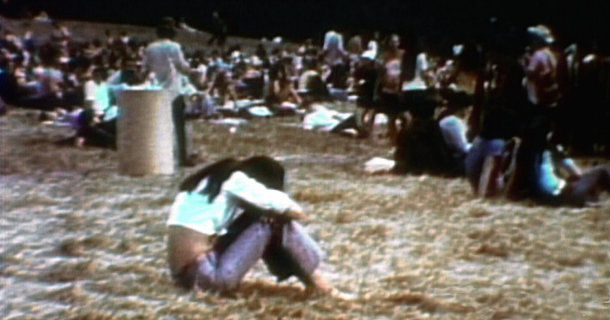 Drogad hippie i dokumentären "Historien om LSD" i UR Play
