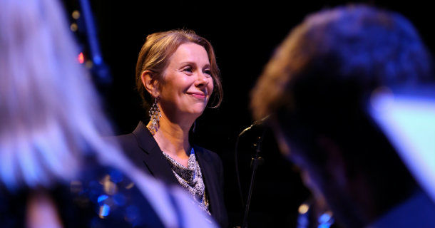 Ann-Sofi Söderqvist i "Klangen av ett år" i SVT Play