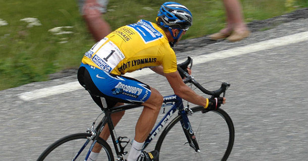 Lance Armstrong i dokumentären "Den ostoppbara - historien om Lance Armstrong" i SVT Play