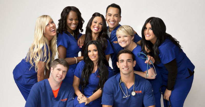 Sjuksköterskor i realityserien "Scrubbing In" i TV3 Play
