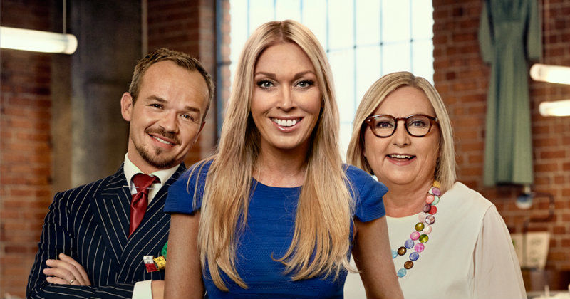 Programledare i "Hela Sverige syr" i TV4 Play