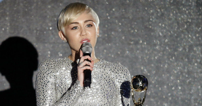 Miley Cyrus i "World Music Awards 2014" i TV3 Play
