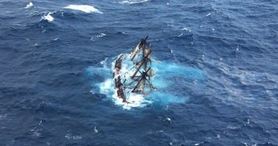 Coast Guard: HMS Bounty Rescue