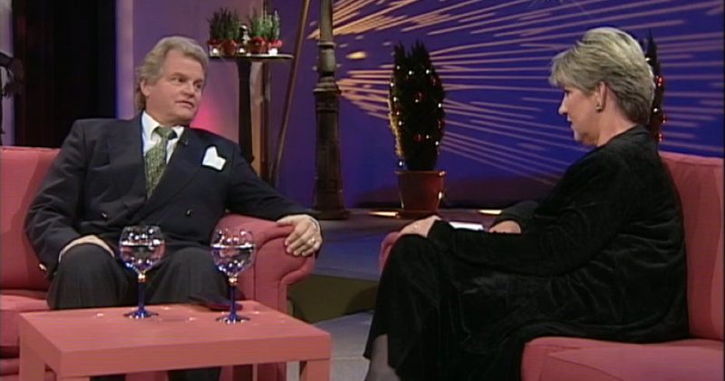 Ingela Agardh med gästen Gösta Winbergh i serien ”En sånt liv!” i SVT Play