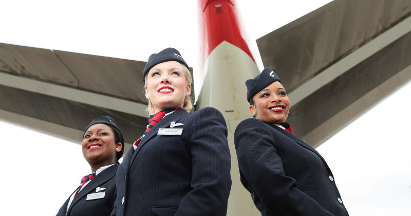 Flygvärdinnor på British Airlines i "Ett anrikt flygbolag från insidan" i TV4 Play