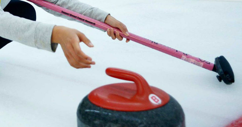 Curlingbild illustrerande Curling i SVT Play