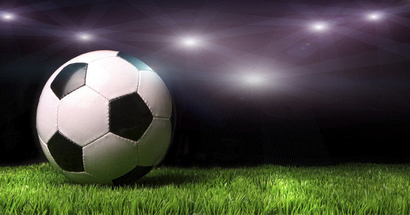 Bild på fotboll illustrerande livesändningen av "FIFA Ballon dÓr" i TV4 Play
