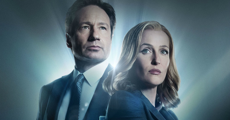 Fox Mulder och Dana Scully i serien "X-files" i TV3 Play
