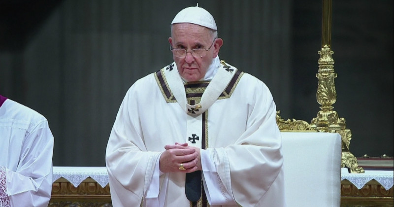 Påve Franciscus i "Korsvägsandakt från Colosseum" i SVT Play