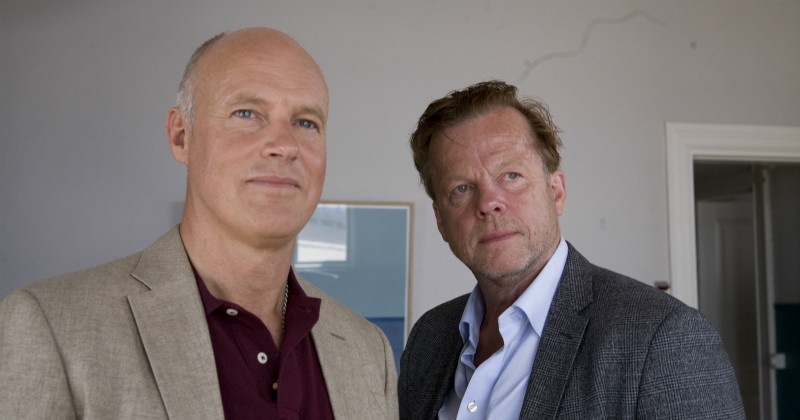 Sauk och Henriksson i Wallander: Skytten i TV4 Play