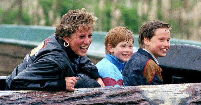 Prinsessan Diana med söner i dokumentären "Prinsessan Diana: minnet efter vår mamma" i TV4 Play