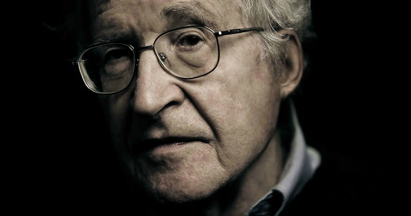"Noam Chomsky och den amerikanska drömmen" i UR Play