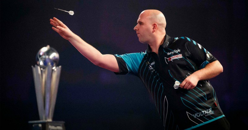 Dartspelare i World Cup of Darts på TV3 | Viafree