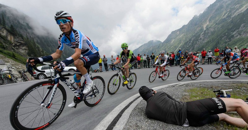 Cyklister i Tour de Suisse Live på TV3 Viafree