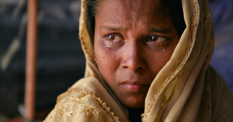 Kvinna i "Dödens fält i Myanmar" på SVT Play