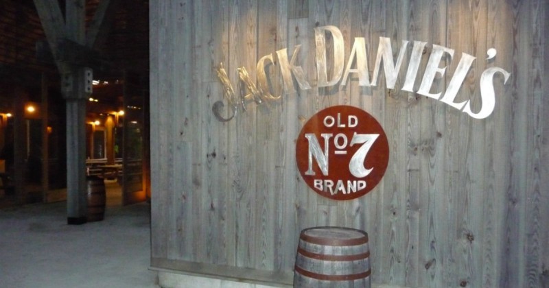 Ultimate Factories: Jack Daniel's på TV10 streaming