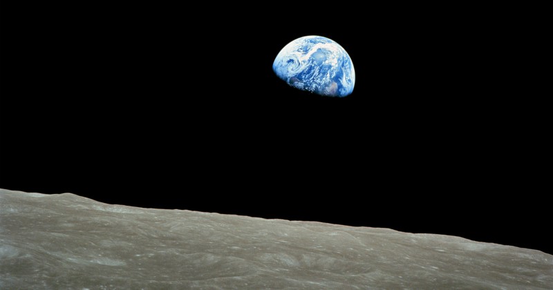 Apollo 8 - första varvet runt månen på SVT Play