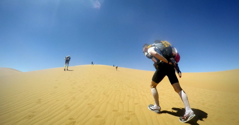 Bröder, maraton och 251 km sand på UR Play