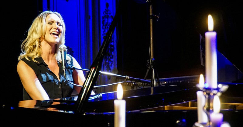 Sanna Nielsen i Nästan Unplugged på SVT Play