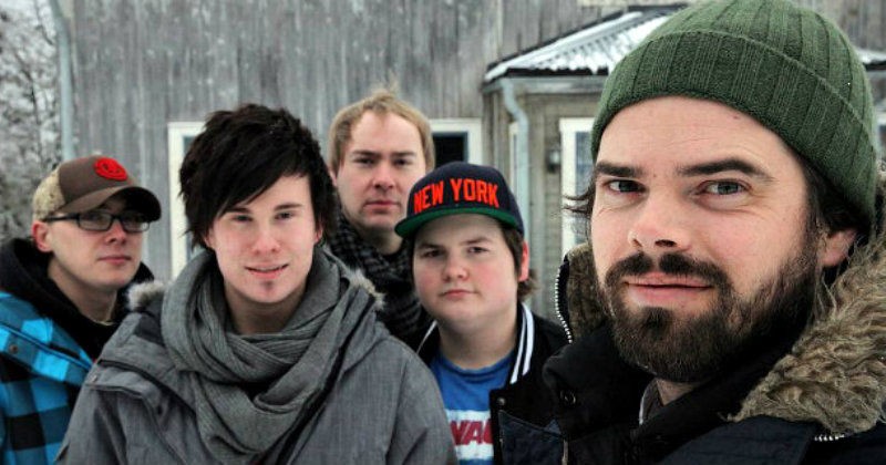 Rasmus Åkerblom och övriga medverkande i serien "Väsen" på SVT Play