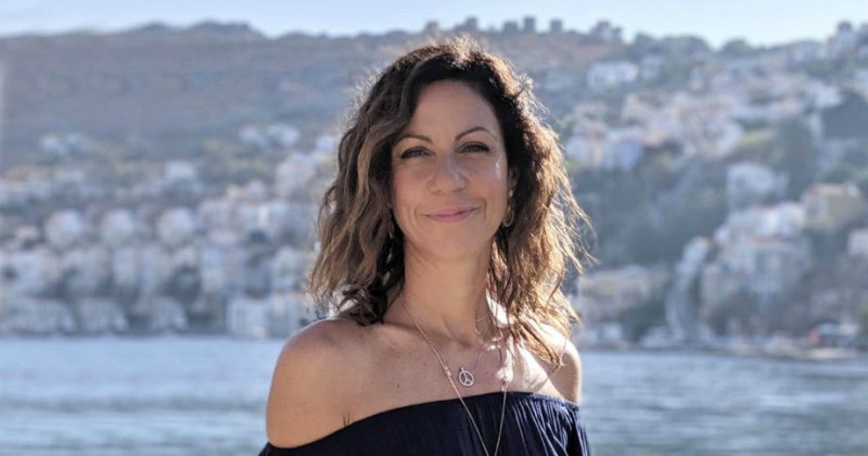 Grekiska öar med Julia Bradbury på SVT Play