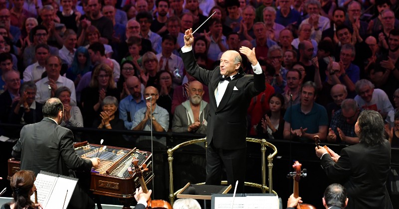 Dirigent Iván Fischer i Ungersk musikfest i Royal Albert Hall på SVT Play