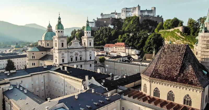 Salzburg i Salzburg, hela staden är en scen på SVT Play