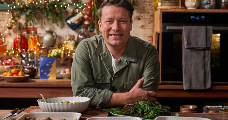 Jamie´s Easy Meals at Christmas på TV8 Play Viafree