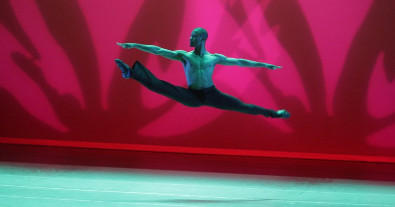 Dansare Alvin Ailey - föreställningen SVT Play