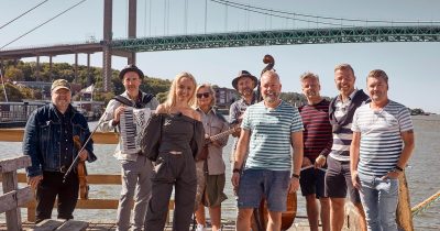 Arvingarnas sommar - fest på Lassemans altan