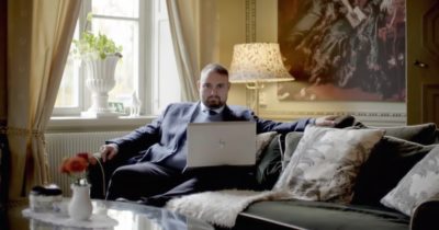 Dokument inifrån: Skamlös