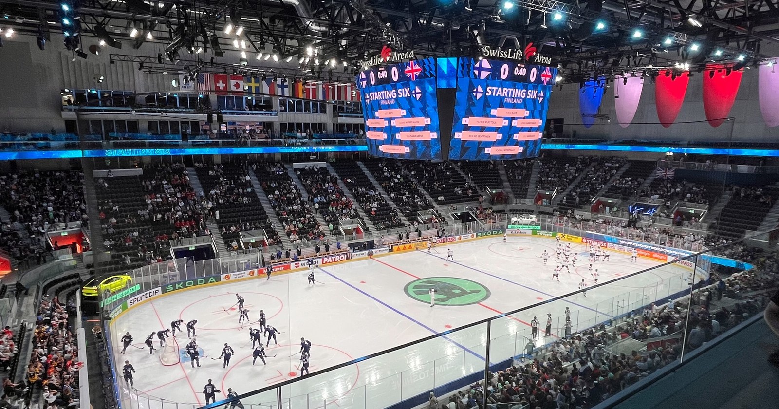 Hockey-VM 2026 i Zürich, lagen på isen före nedsläpp i Swiss Life Arena